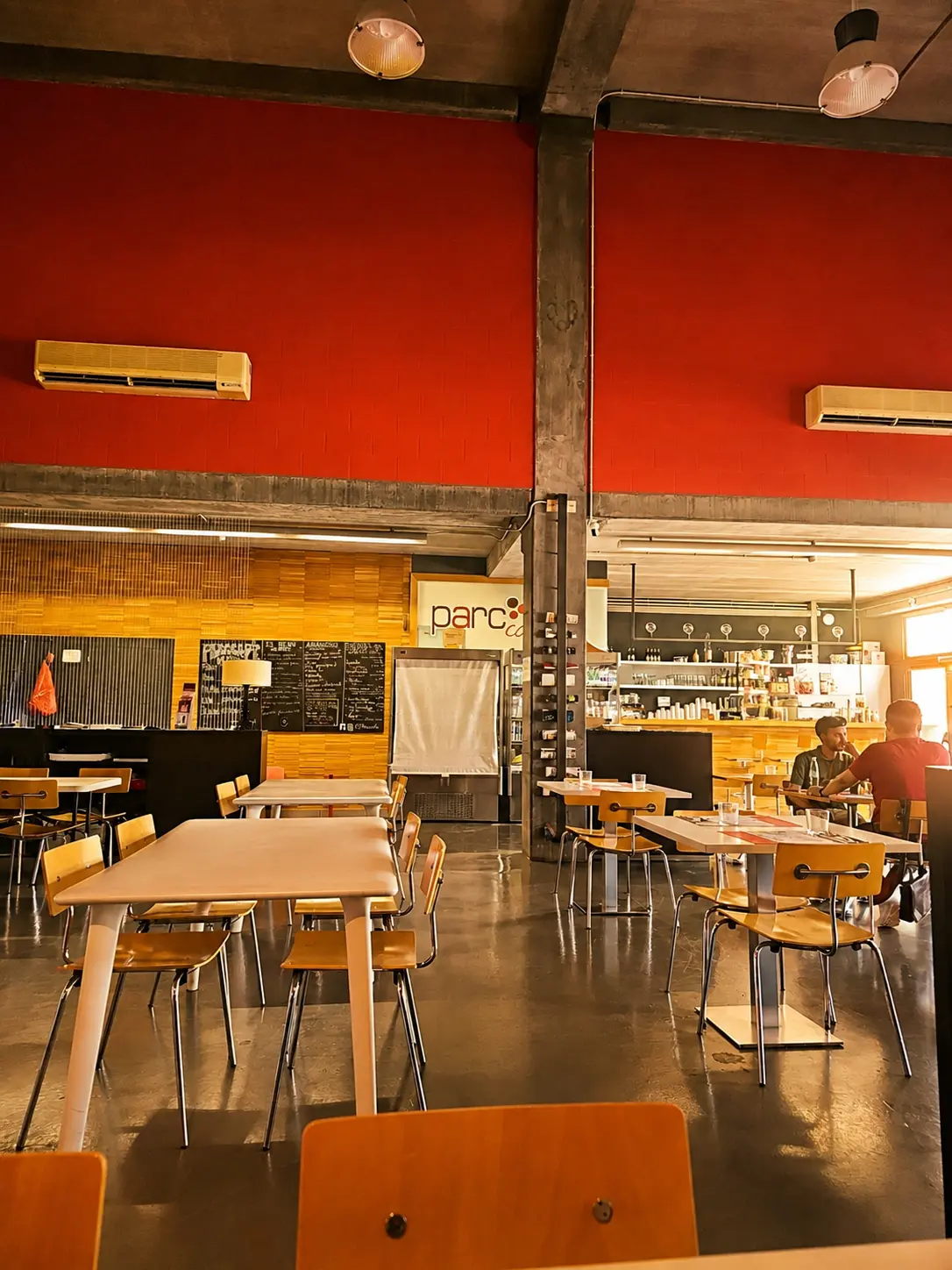 Sala interior del Parc Cafè